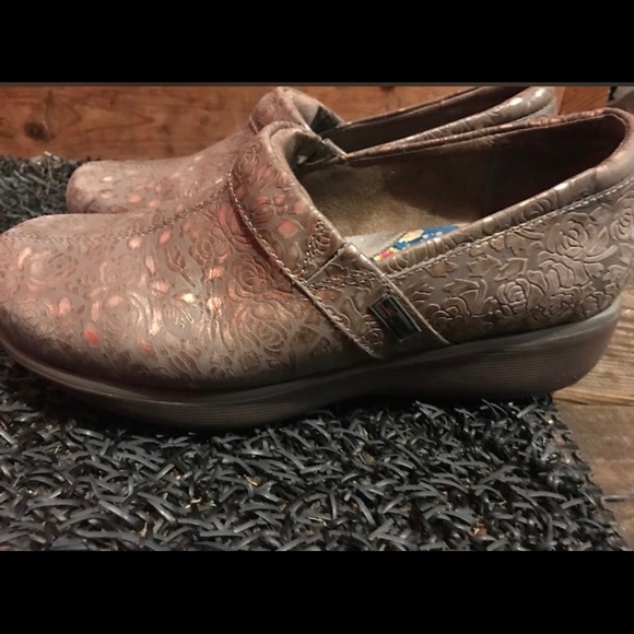 grey's anatomy shoes nursing